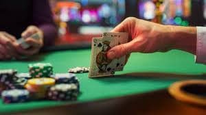 Tampilan platform puncak4d sportsbook dan slot online Indonesia di perangkat mobile